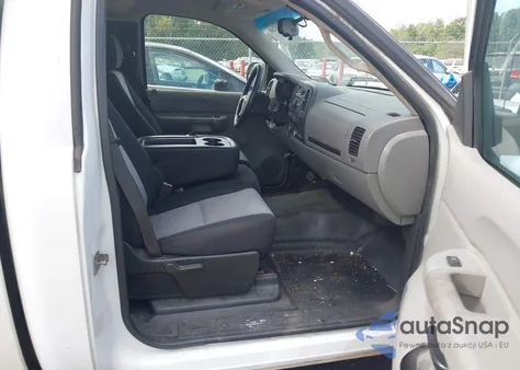 2008 Chevrolet Silverado 1500 Work Truck z USA, uszkodzony, nr VIN 1GCEC14X18Z104269